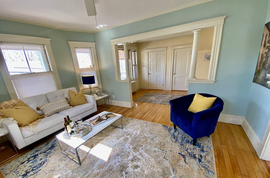 48 Florence Ave # 1