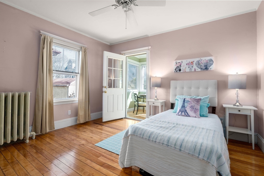 48 Florence Ave # 1