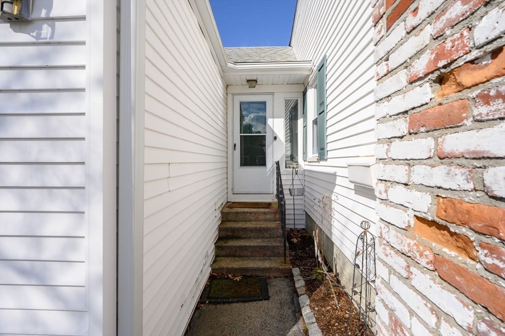 57 Hillshire Lane