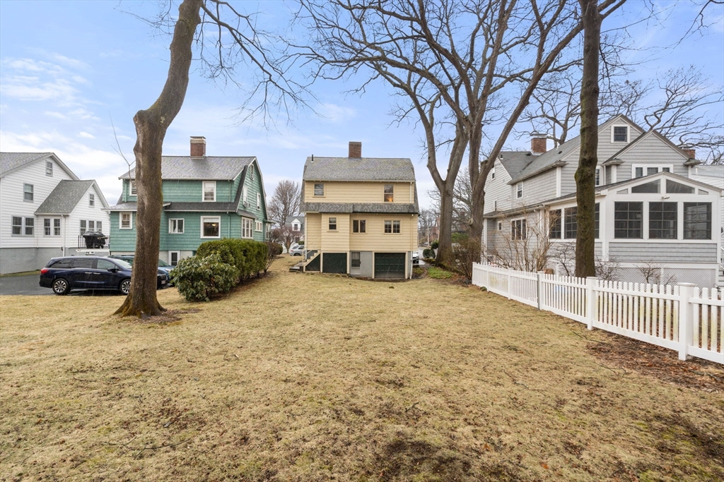 27 Hawthorne Avenue