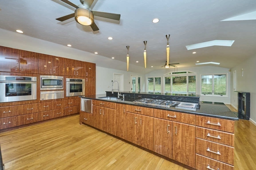 274 Cochituate Rd