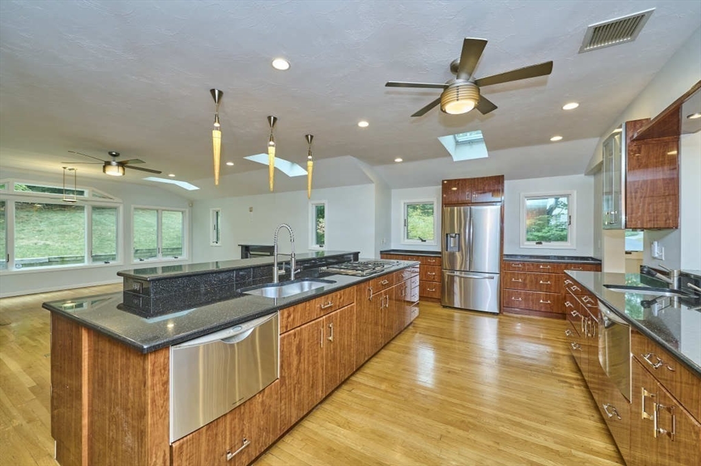 274 Cochituate Rd