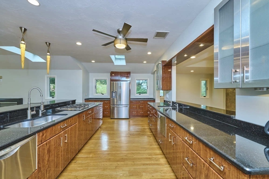 274 Cochituate Rd