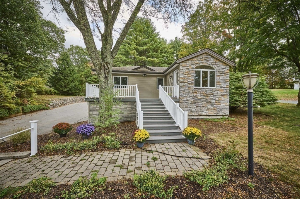 274 Cochituate Rd