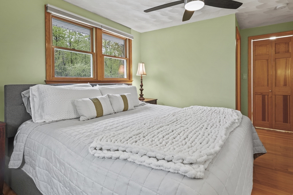 41 Lancaster Dr