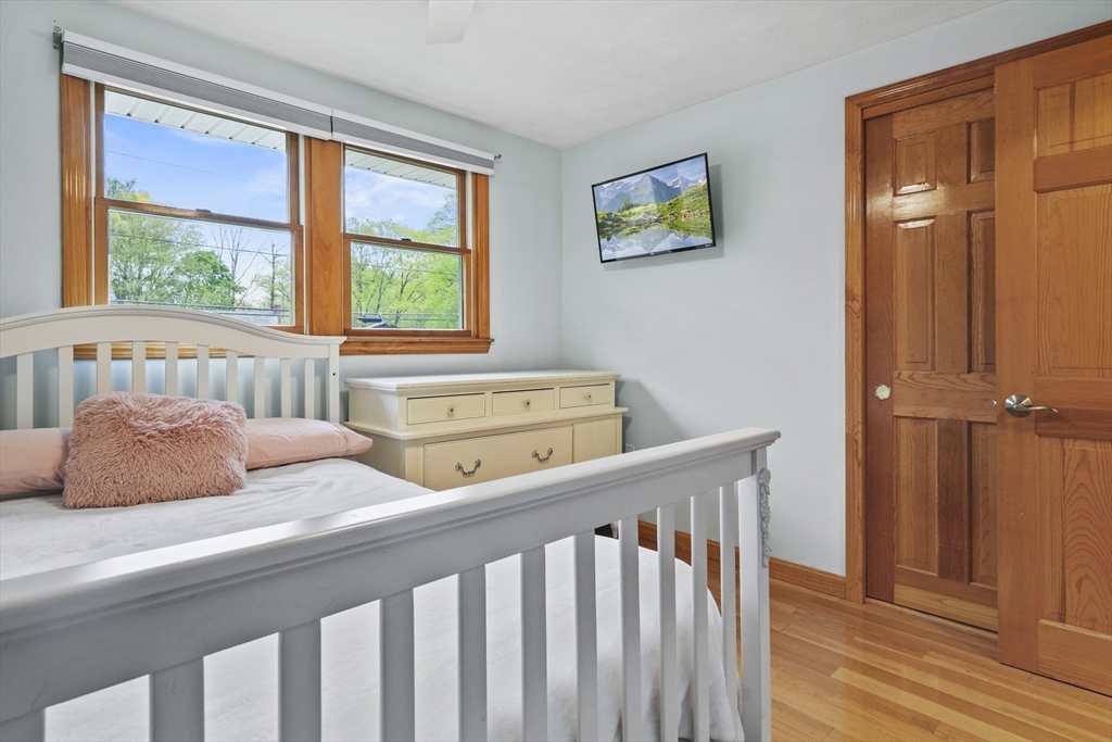 41 Lancaster Dr