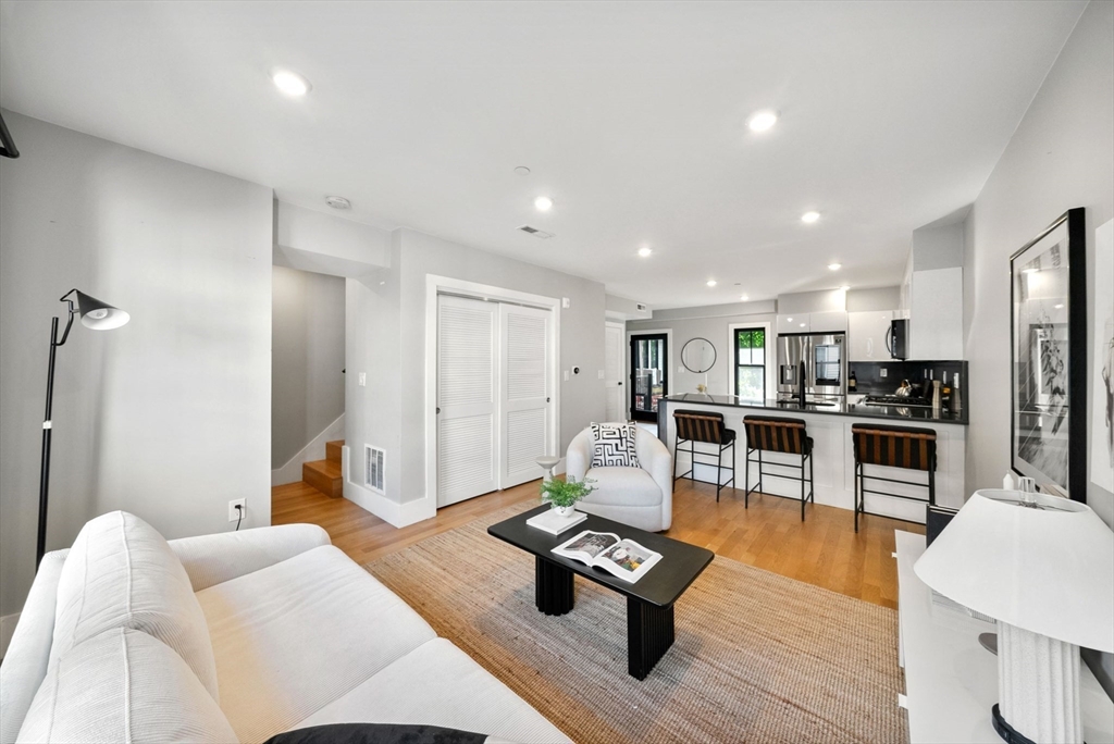 4-6 Everett Place # 2
