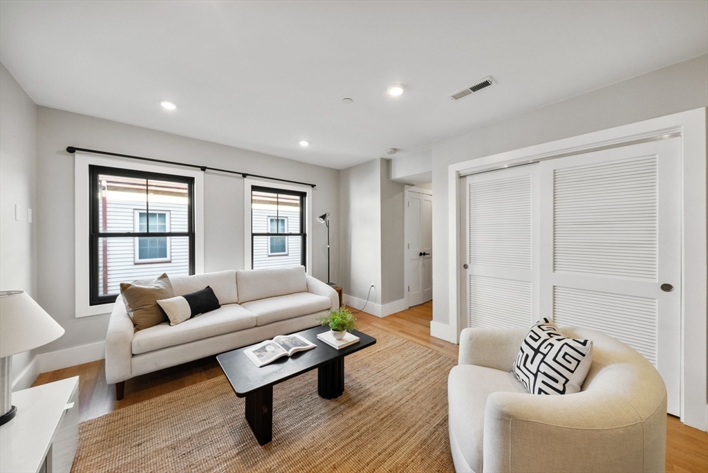 4-6 Everett Place # 2