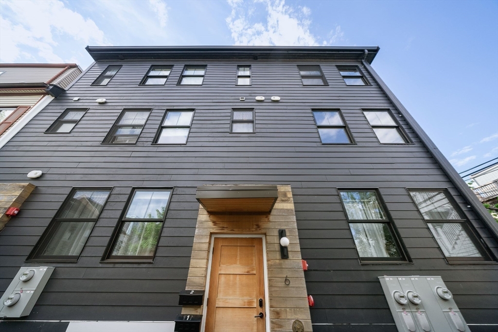 4-6 Everett Place # 2