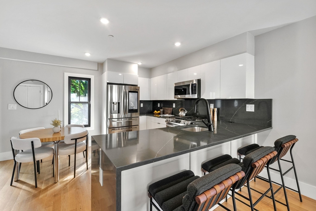 4-6 Everett Place # 2