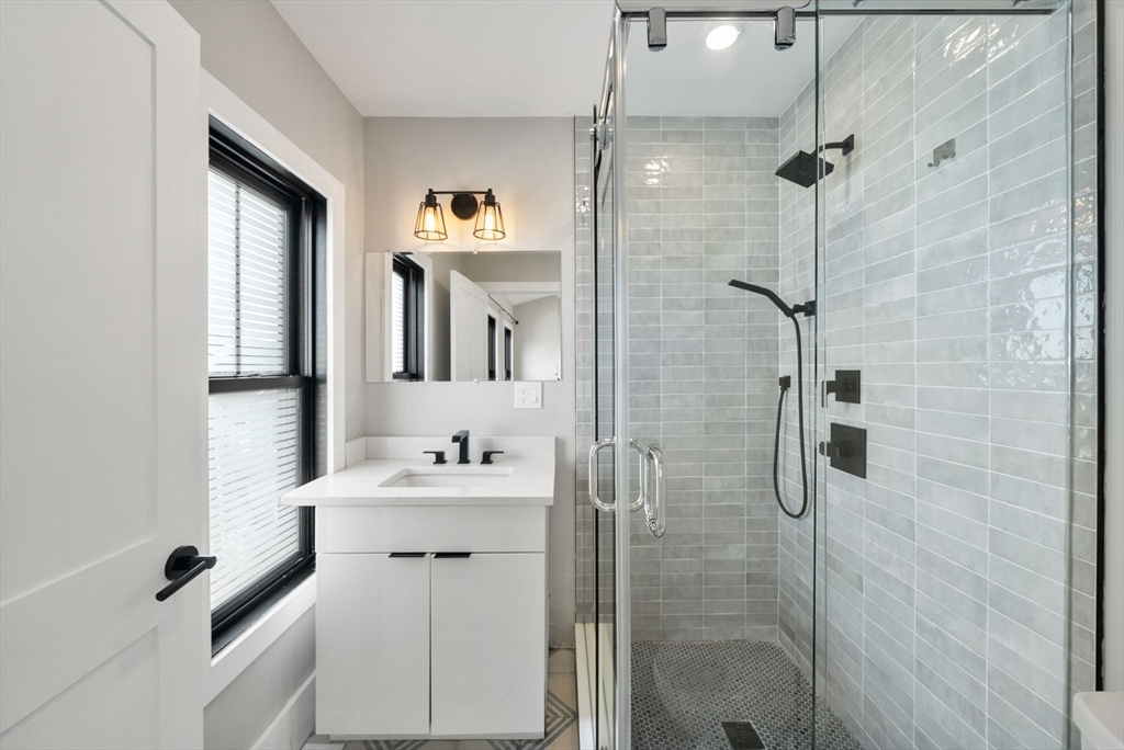 4-6 Everett Place # 2