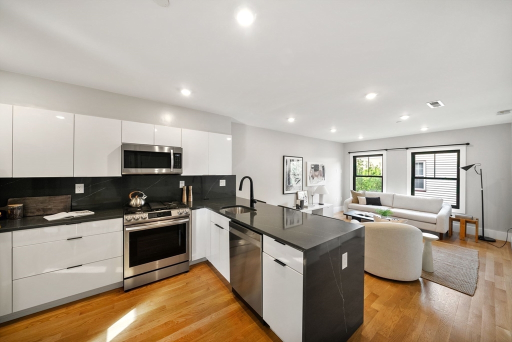 4-6 Everett Place # 2