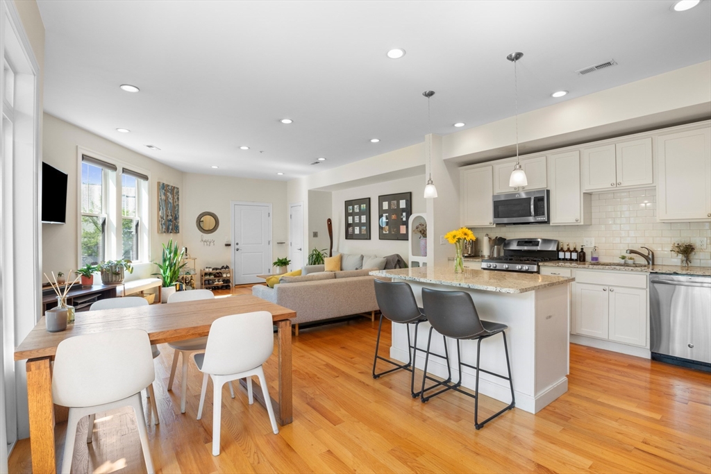 129 Highland Avenue # 4