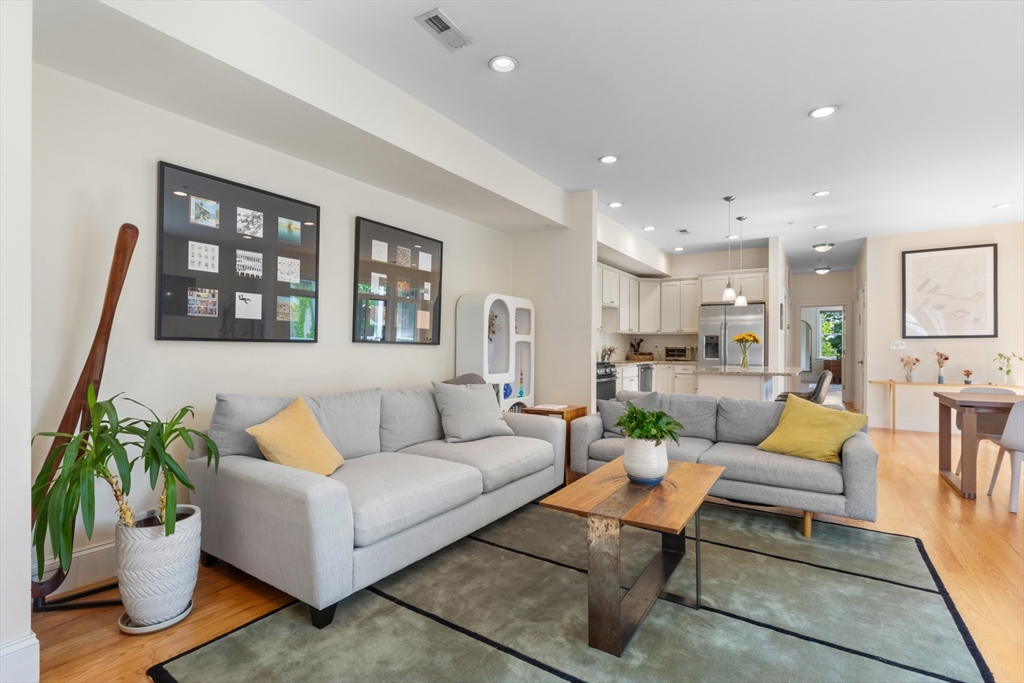 129 Highland Avenue # 4