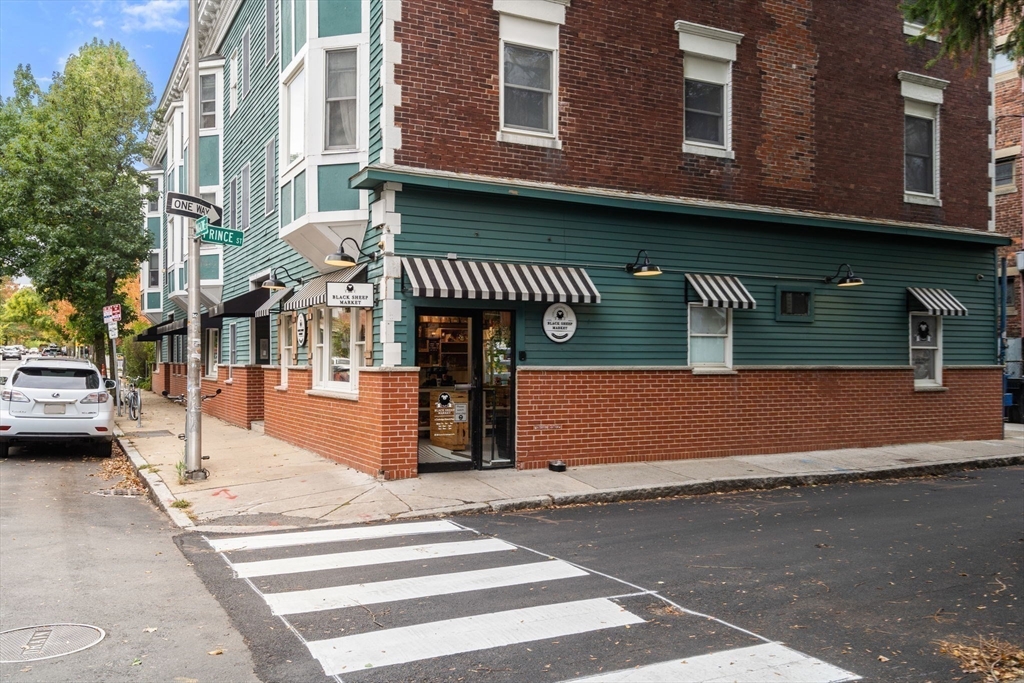 100 Magazine Street # 2