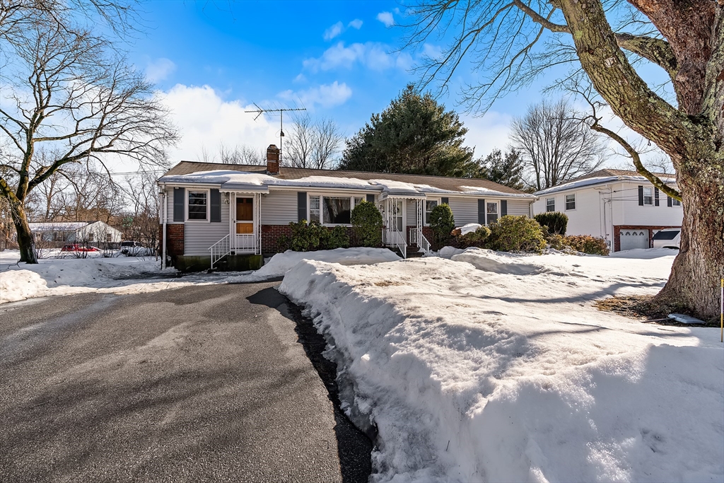 35 Gleason St