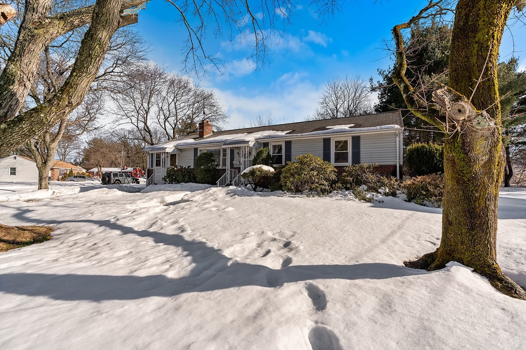 35 Gleason St