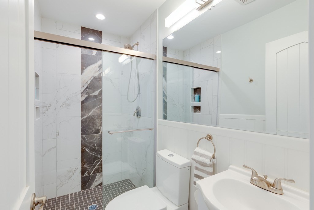 42 W Eagle Street # 2