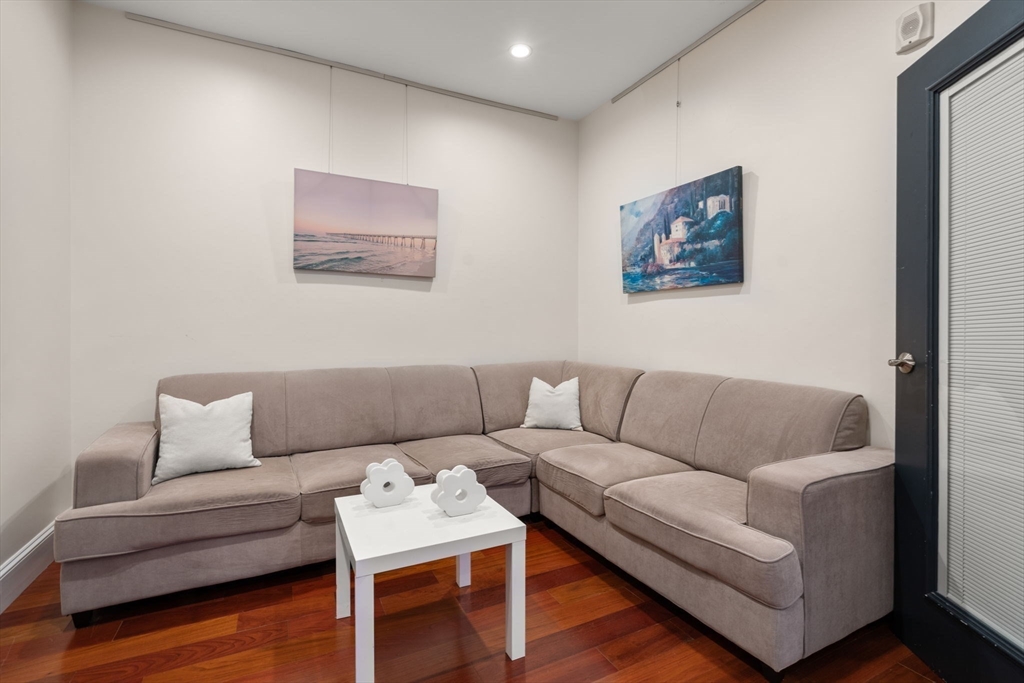 42 W Eagle Street # 2