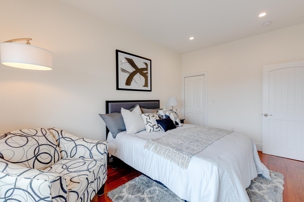 42 W Eagle Street # 2