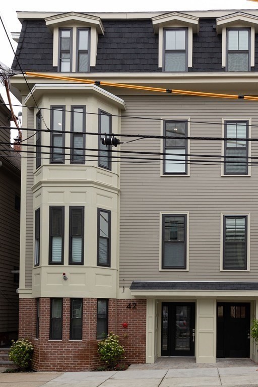 42 W Eagle Street # 2