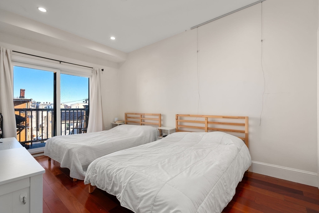 42 W Eagle Street # 2