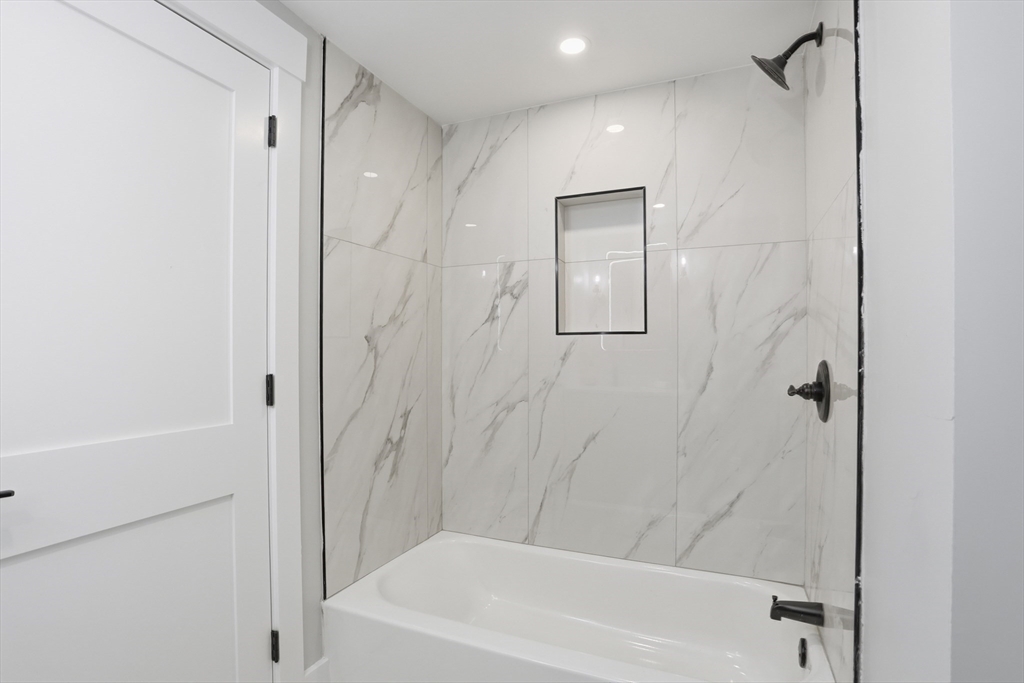 11 Bromfield Road