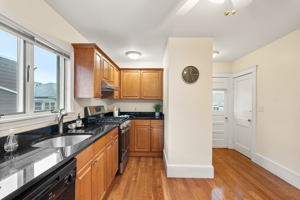 66 Gordon St