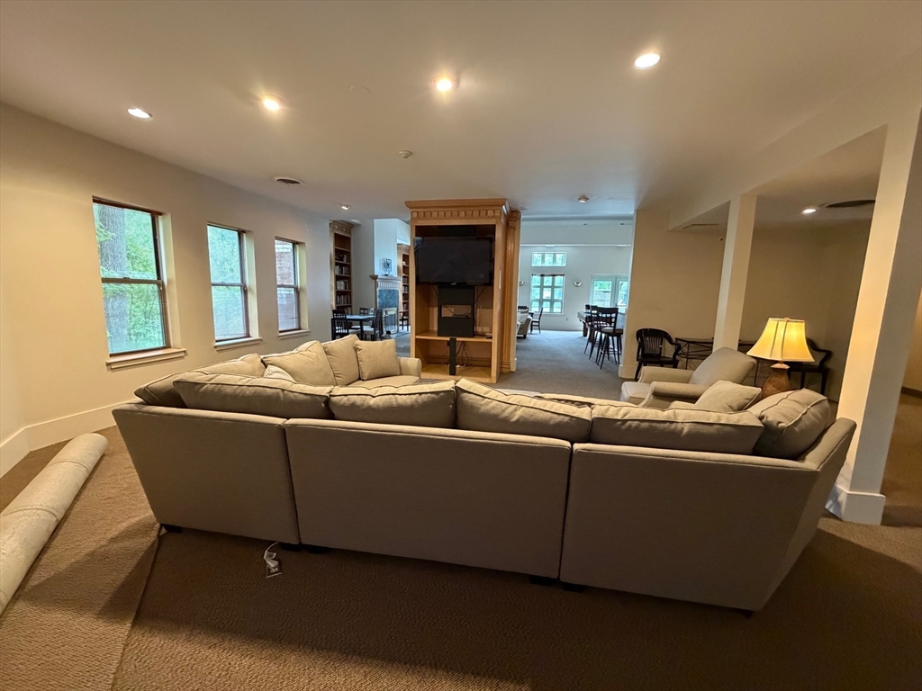 269 Cambridge Rd # 204