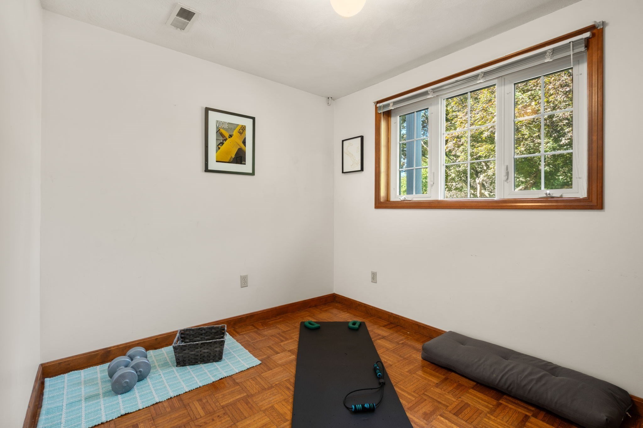 15 Bear Hill Rd