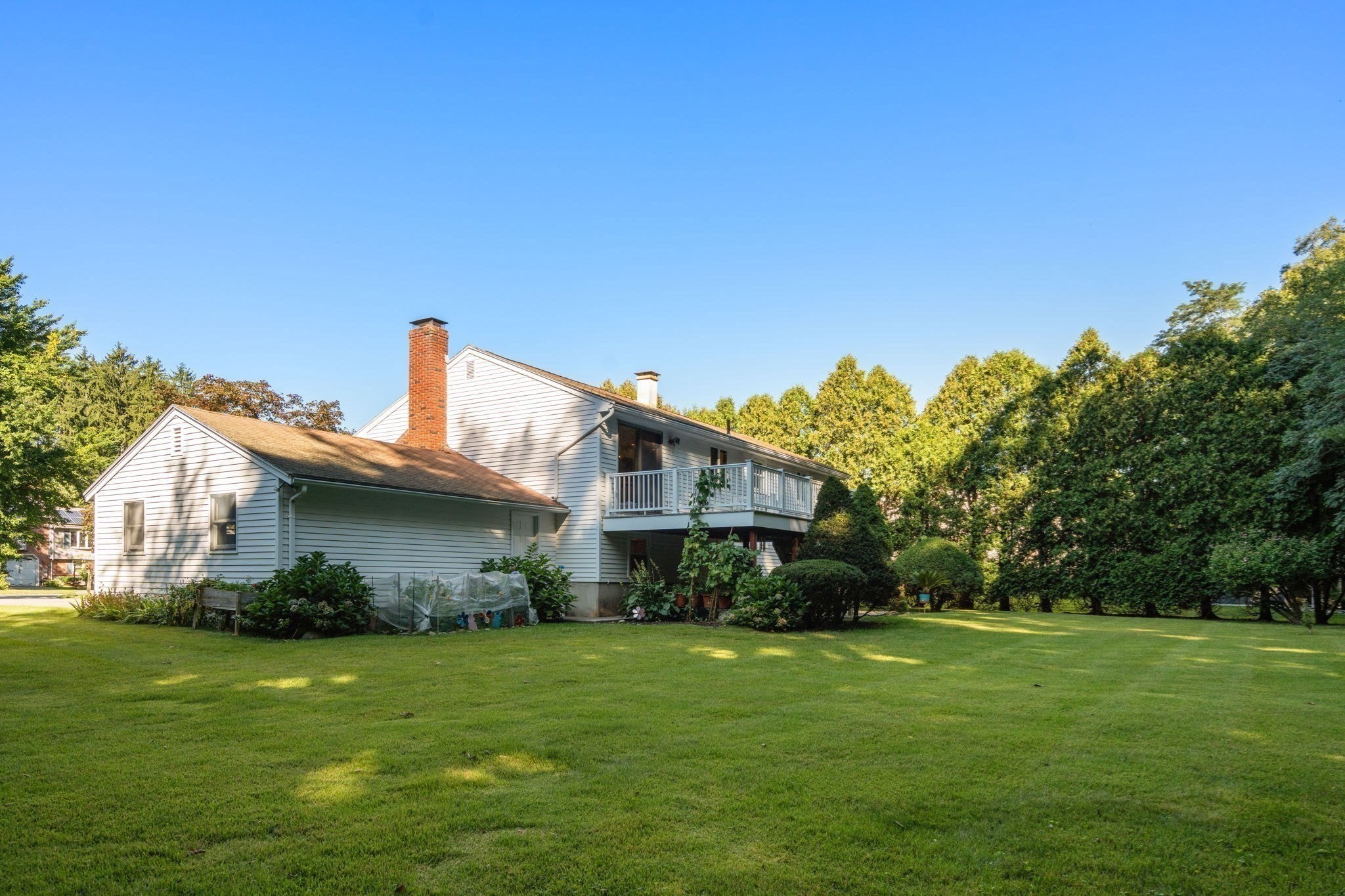 15 Bear Hill Rd