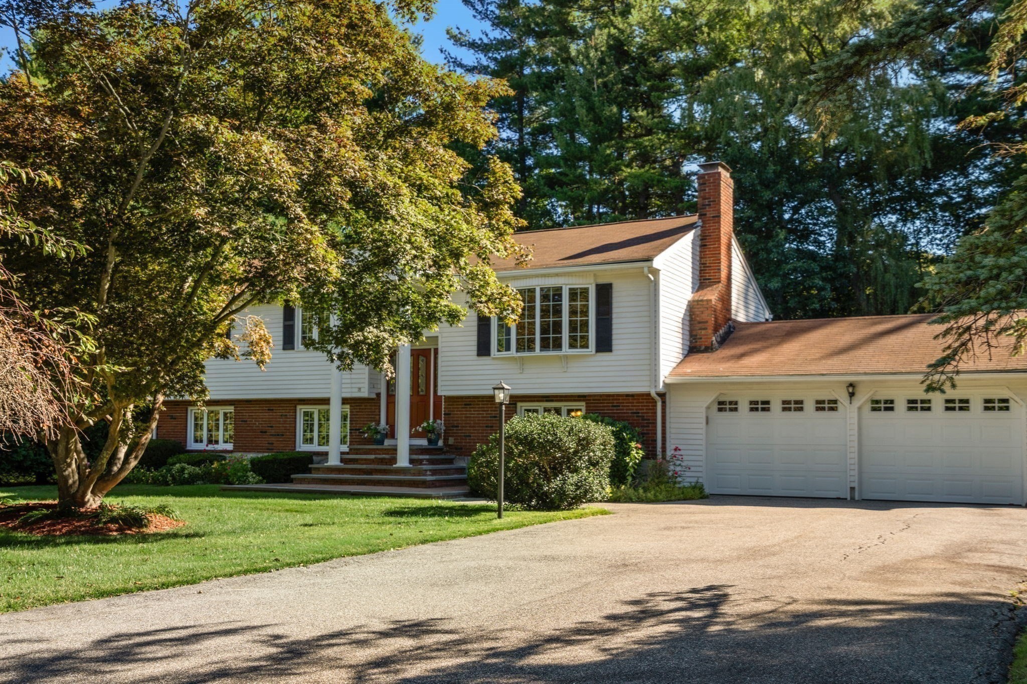 15 Bear Hill Rd