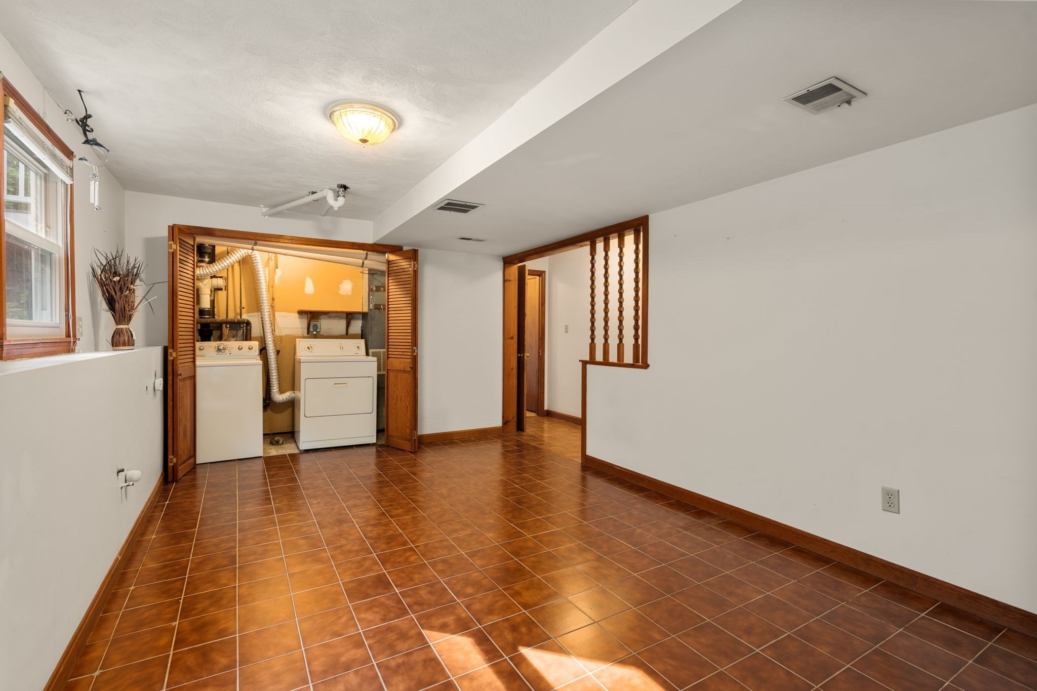 15 Bear Hill Rd
