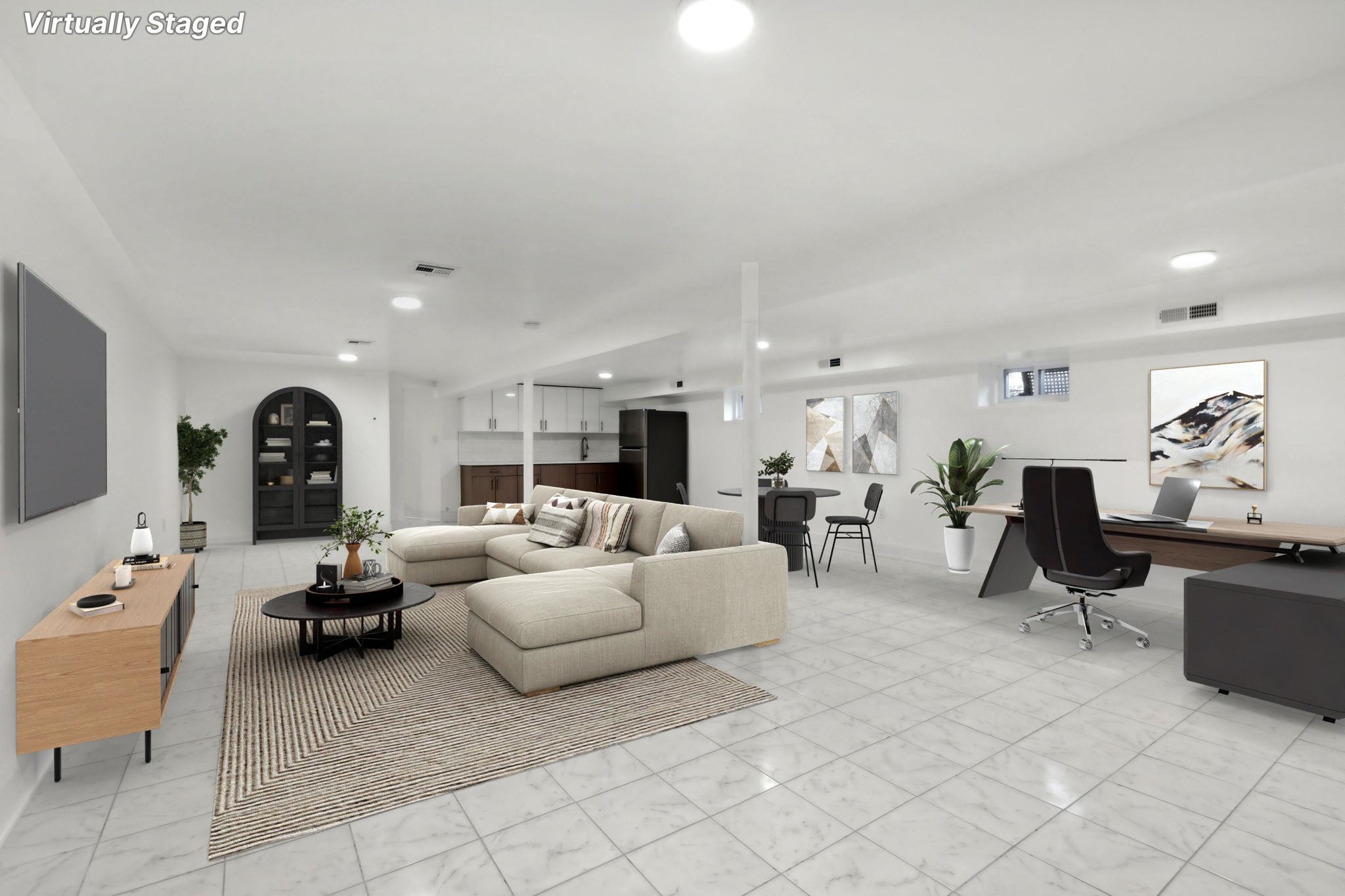 157 BOWERS ST Unit: 1