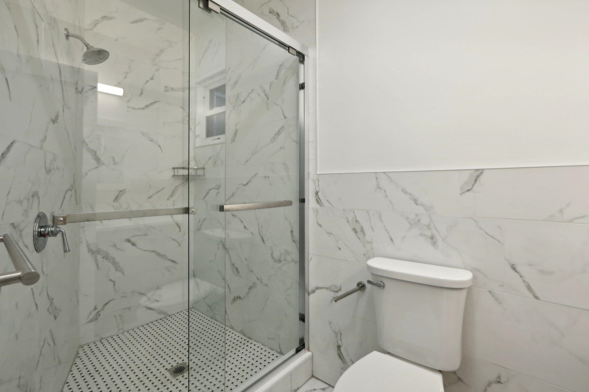 157 BOWERS ST Unit: 1