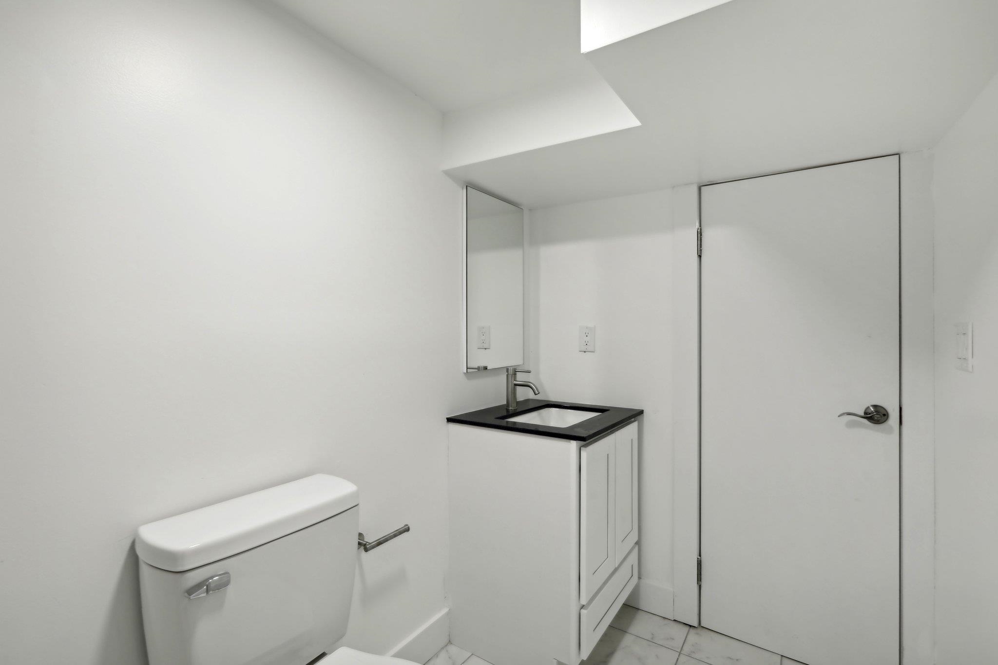 157 BOWERS ST Unit: 1