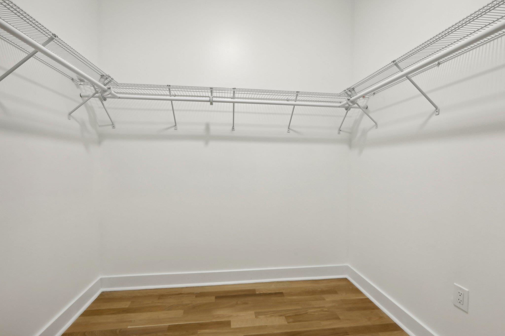 157 BOWERS ST Unit: 1