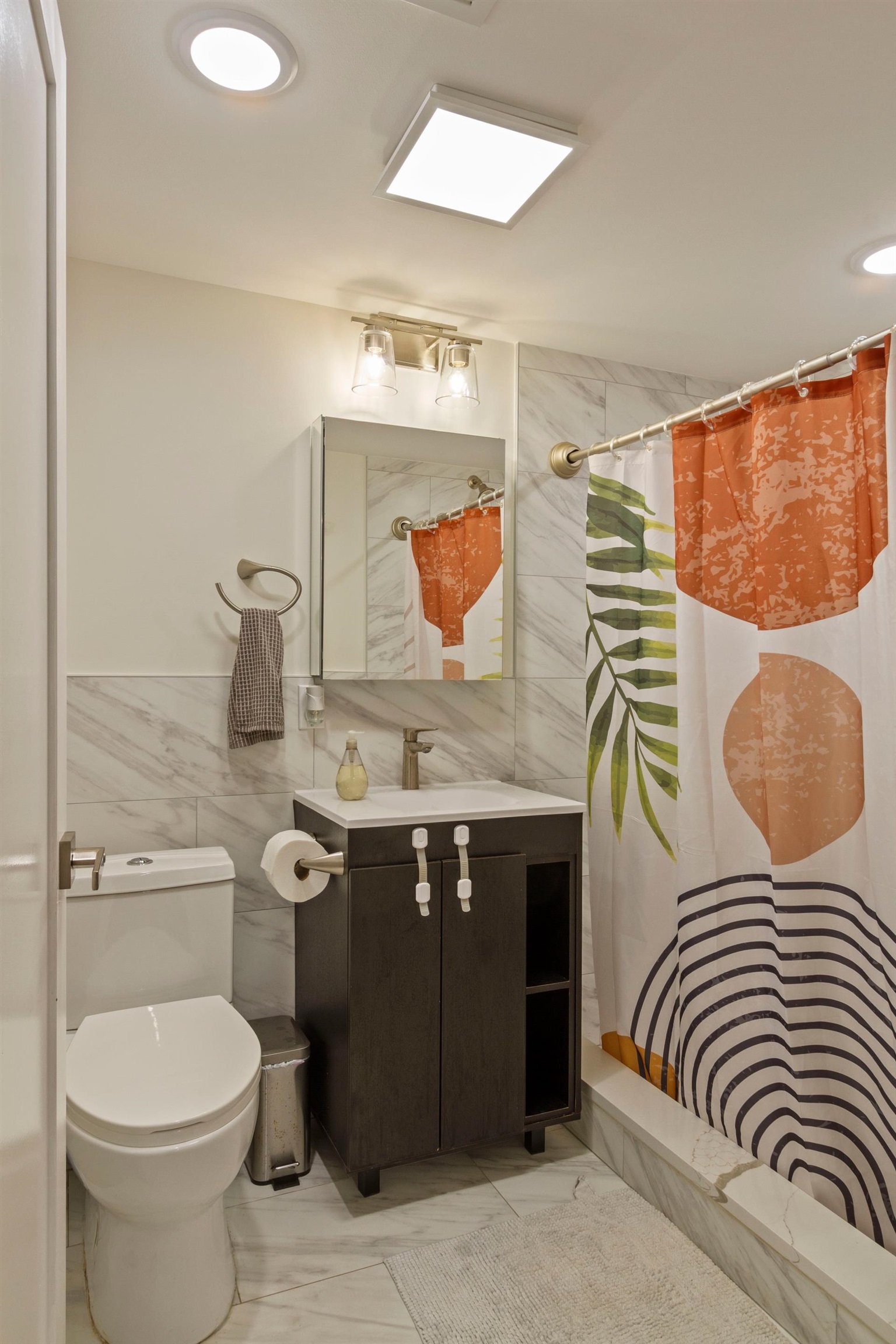 431 GREGORY AVE Unit: 1