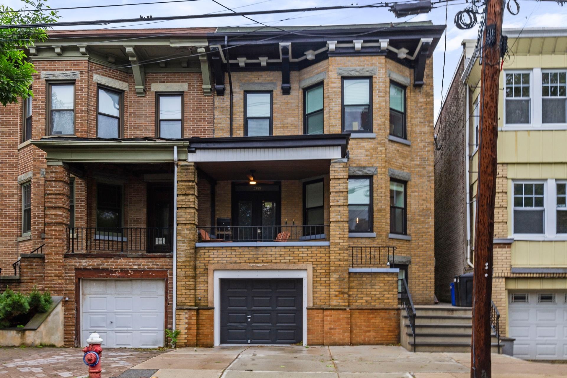 431 GREGORY AVE Unit: 1