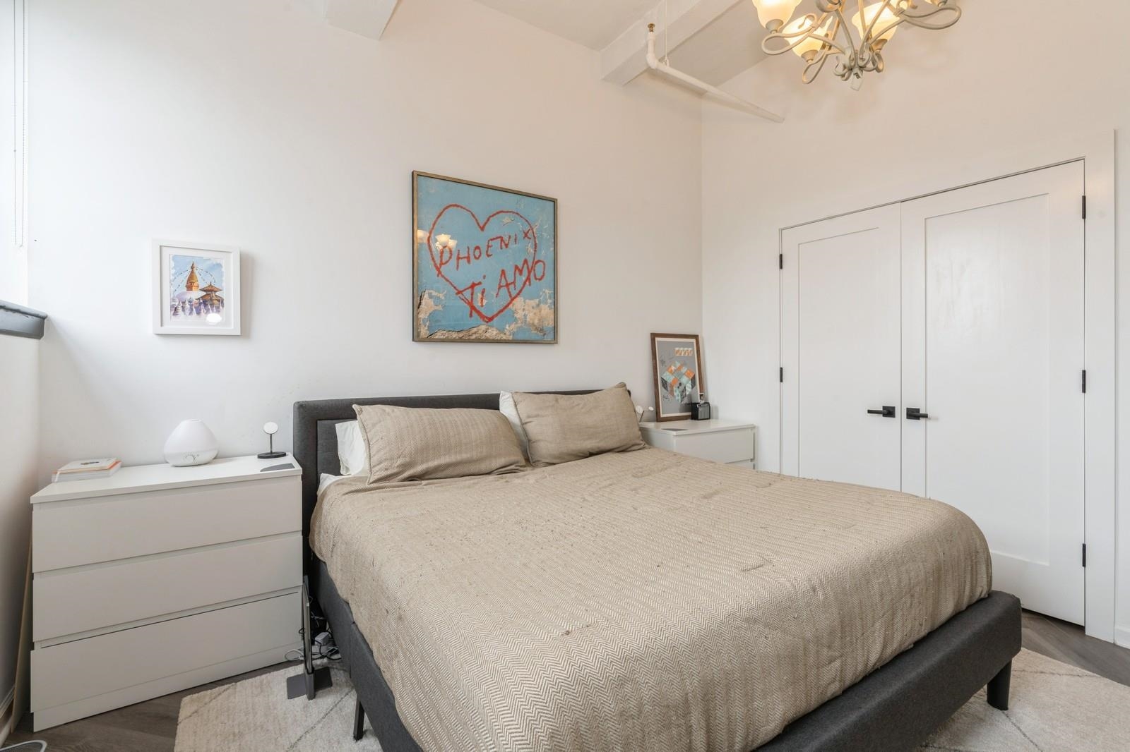142 CHARLES ST Unit: 301