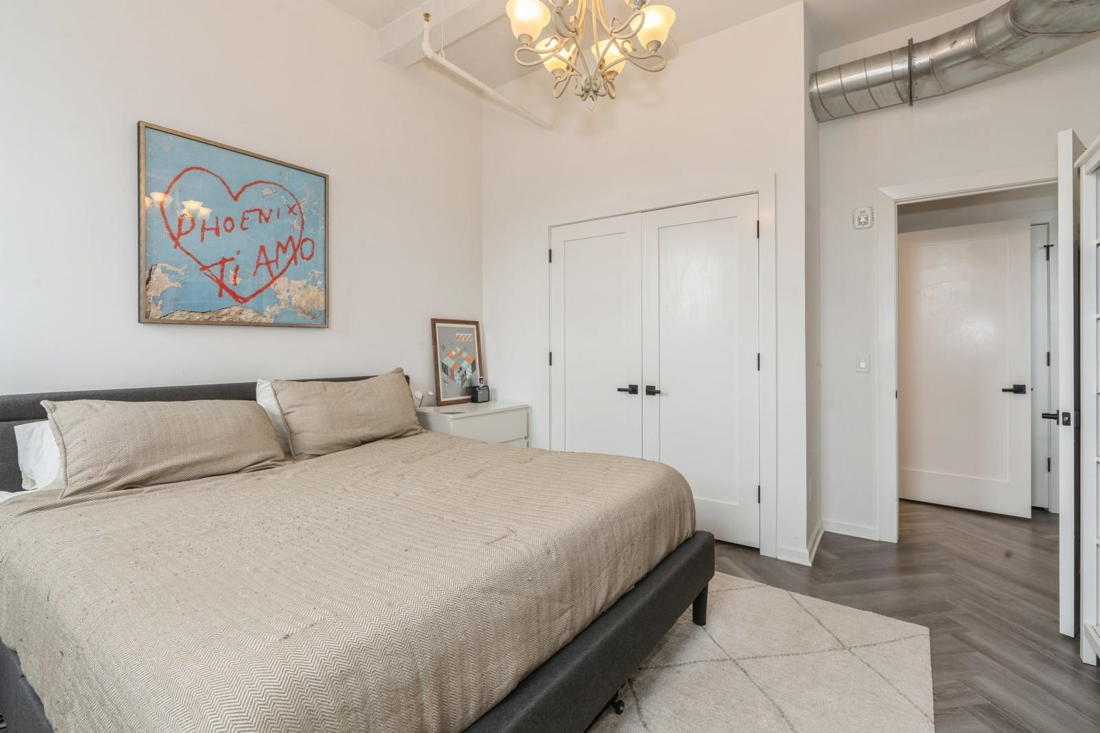 142 CHARLES ST Unit: 301