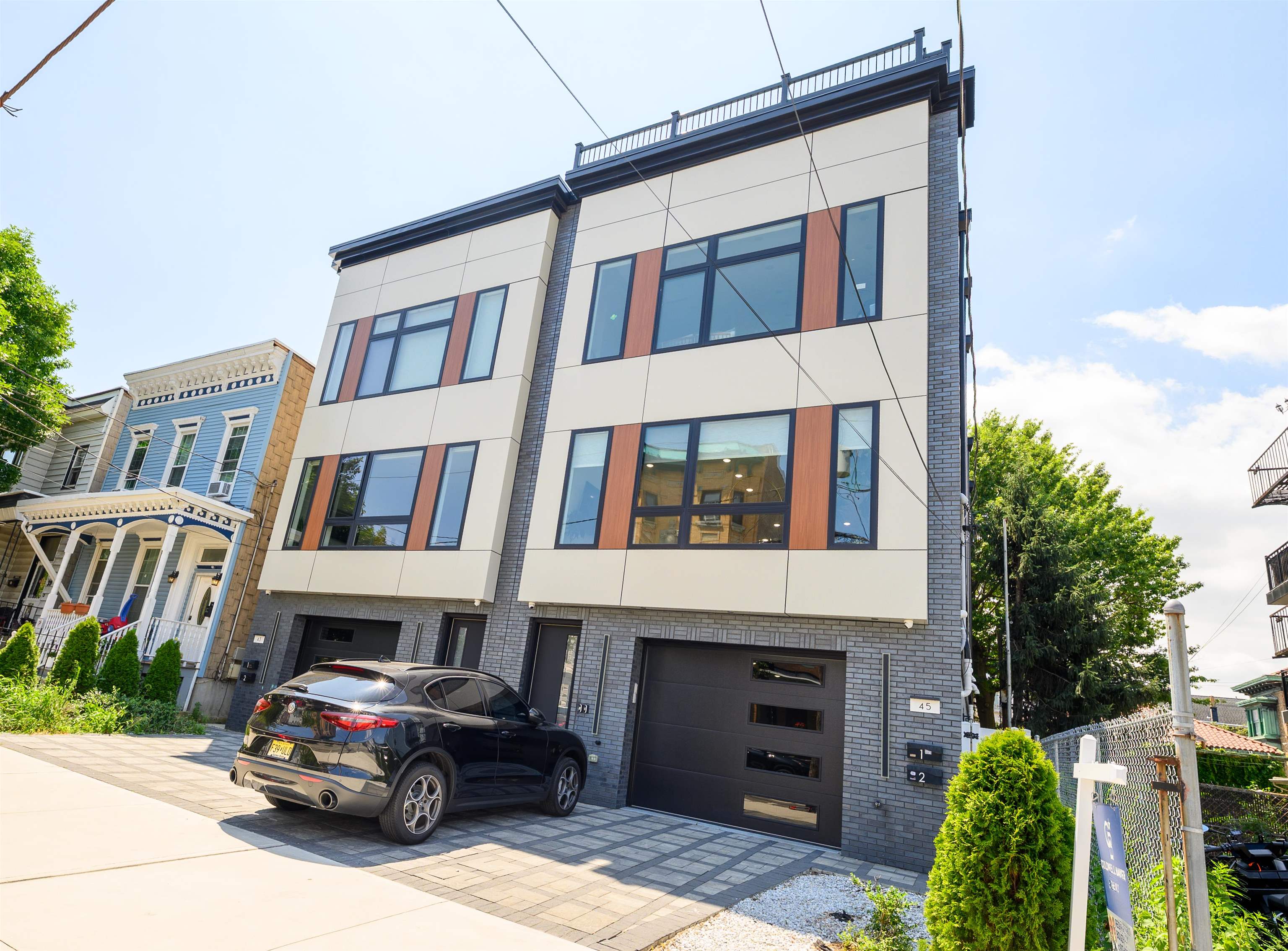 45 CHARLES ST Unit: 1