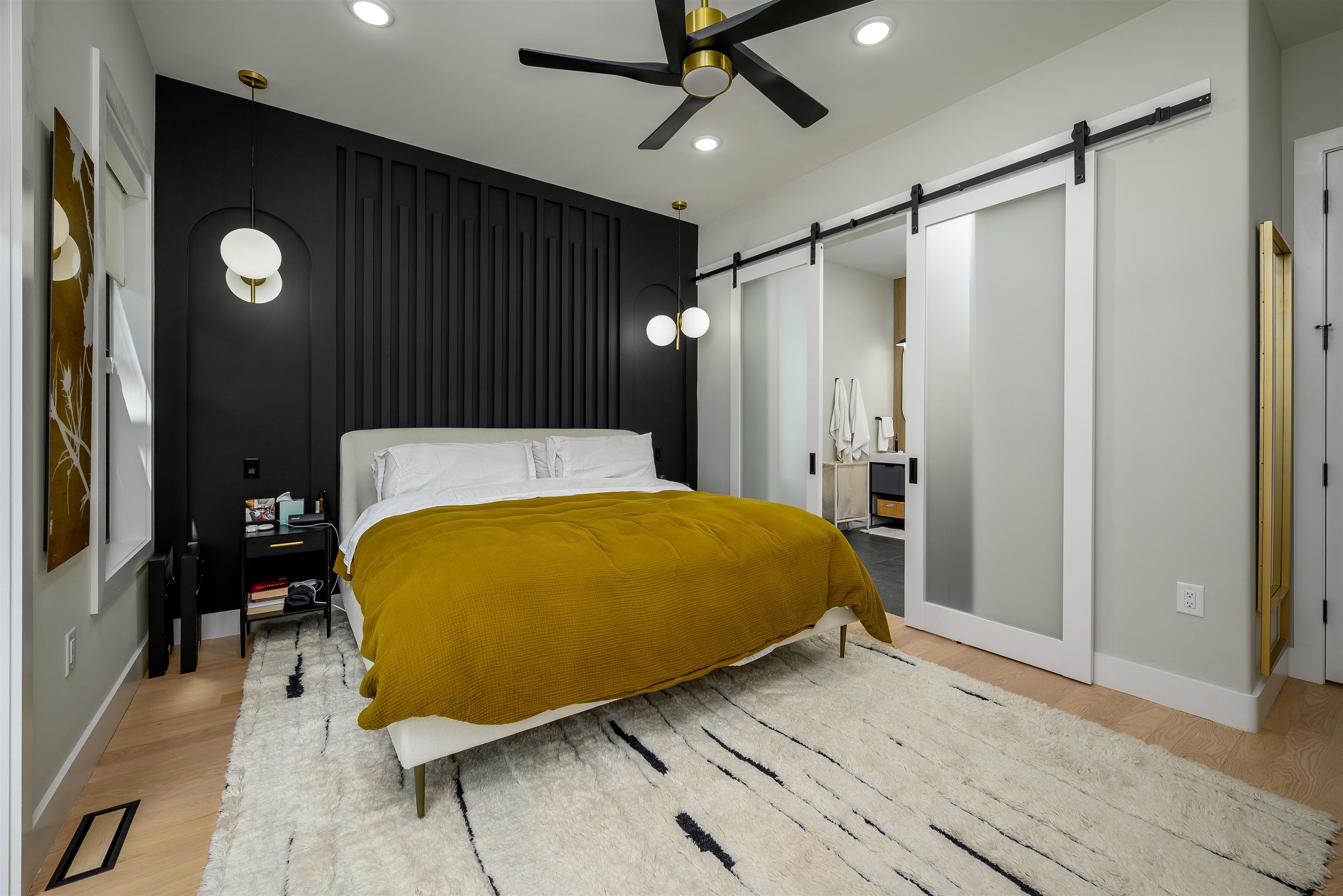 45 CHARLES ST Unit: 1
