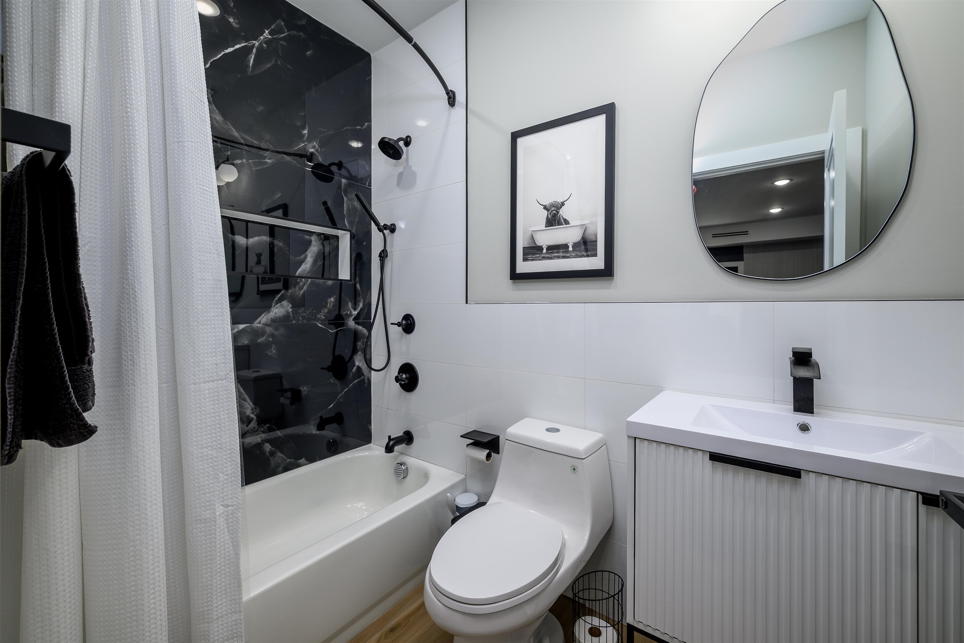45 CHARLES ST Unit: 1