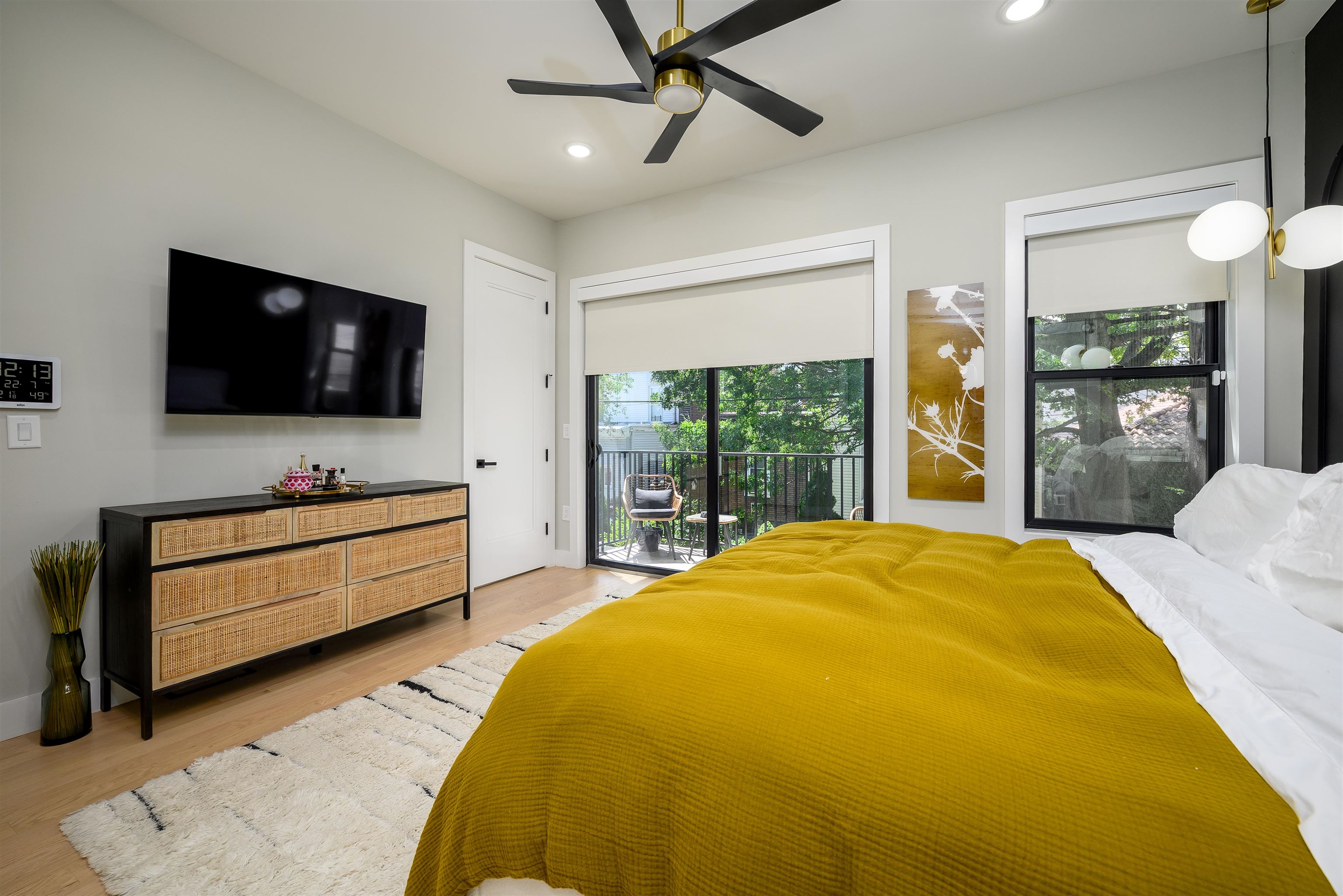 45 CHARLES ST Unit: 1
