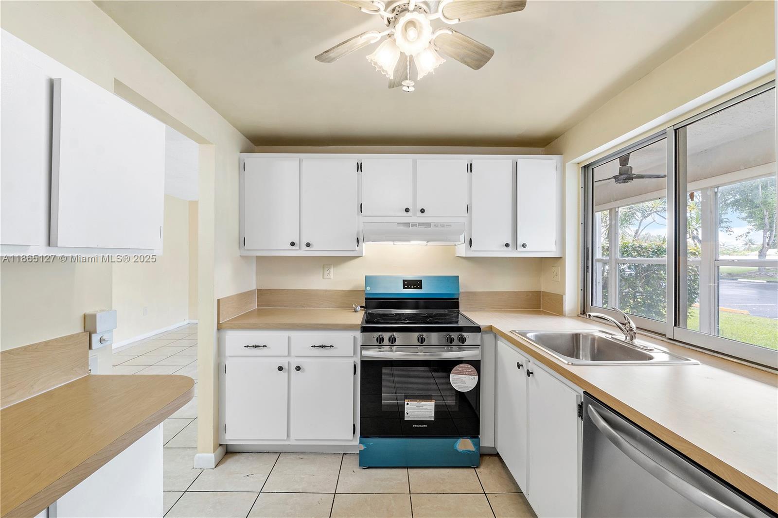 9091 Lime Bay Blvd # 110