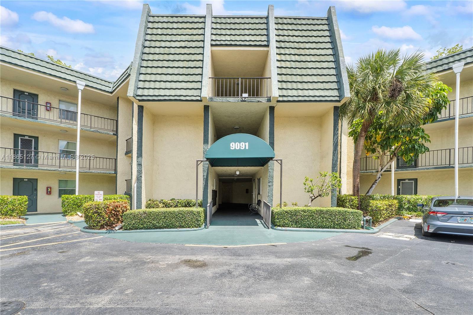 9091 Lime Bay Blvd # 110