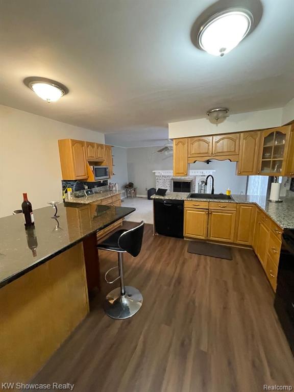 7011 Clampton