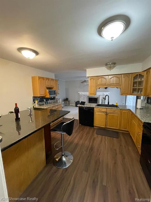 7011 Clampton