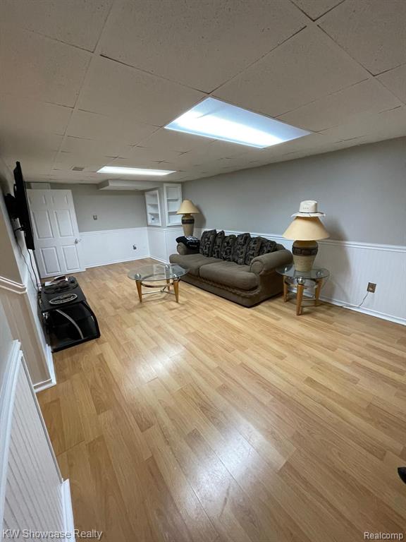 7011 Clampton